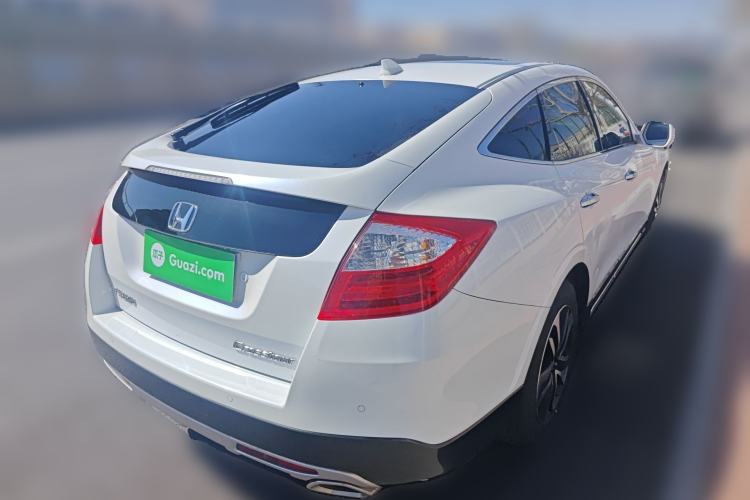 Used Honda Crosstour 2016 2.4L Luxury Edition Rear Right 45 Deg