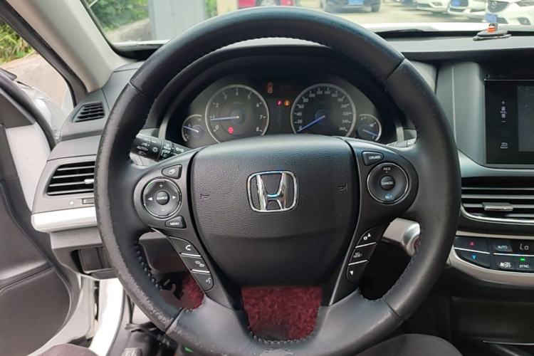 Used Honda Crosstour 2016 2.4L Luxury Edition Steering Wheel