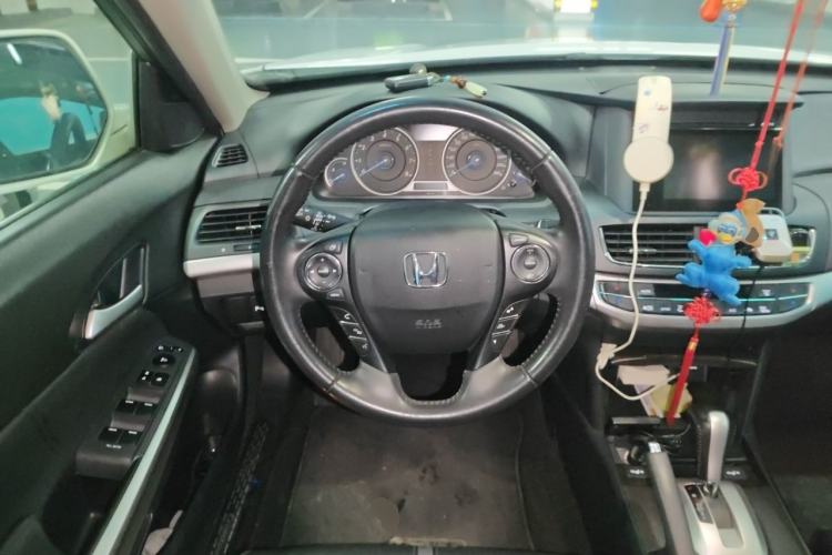 Used Honda Crosstour 2016 2.4L Luxury Edition Steering Wheel