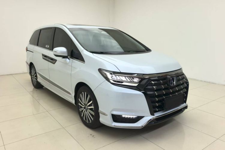 Used Honda Elysion 2024 2.0L eHEV Luxury Edition Exterior 2