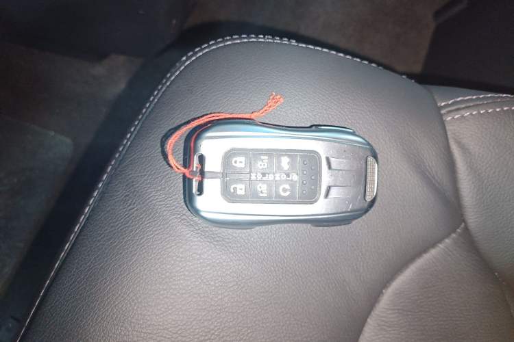 Used Honda Elysion 2022 2.0L eHEV Luxury First Edition Vehicle Key