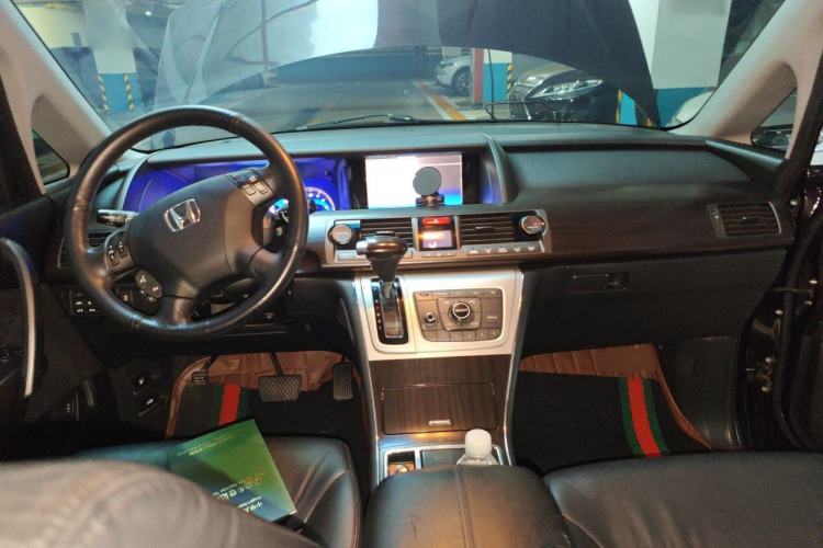 Used Honda Elysion 2012 2.4L VTi-S Prestige Edition Center Console