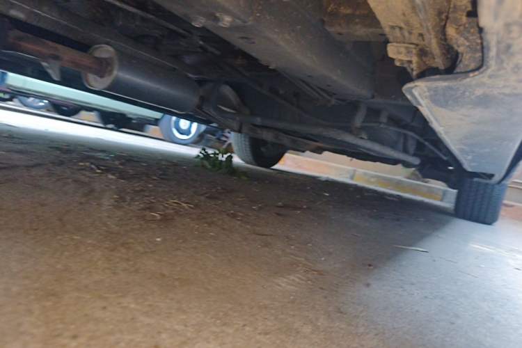 Used Honda Elysion 2012 2.4L VTi Luxury Edition Chassis Front Left