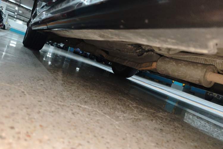 Used Honda Elysion 2012 2.4L VTi-S Prestige Edition Chassis Front Right