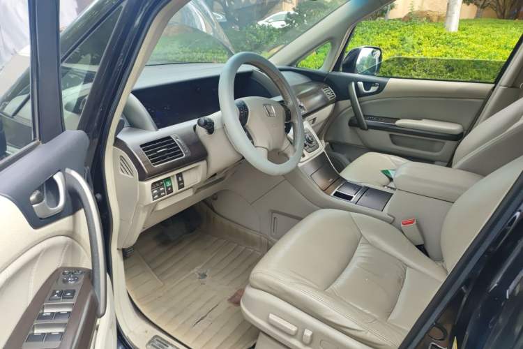 Used Honda Elysion 2012 2.4L VTi-S Prestige Edition Driver Seat