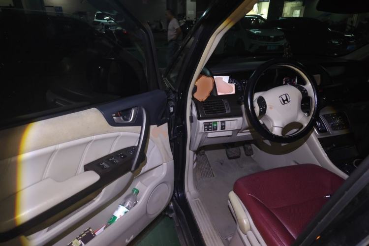 Used Honda Elysion 2012 2.4L VTi Luxury Edition Driver Seat