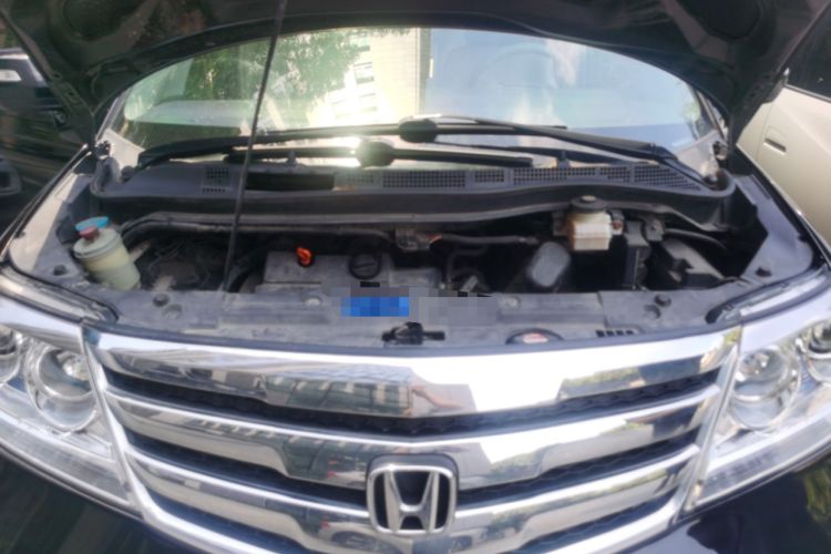 Used Honda Elysion 2012 2.4L VTi Luxury Edition Engine Bay