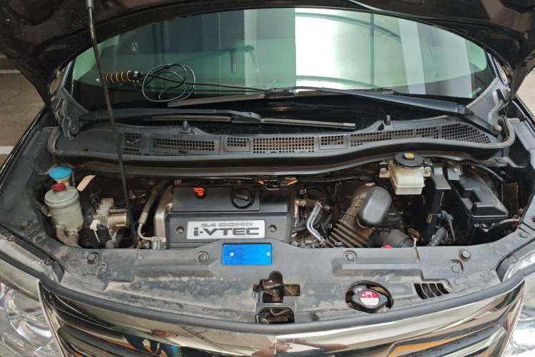 Used Honda Elysion 2012 2.4L VTi-S Prestige Edition Engine Bay