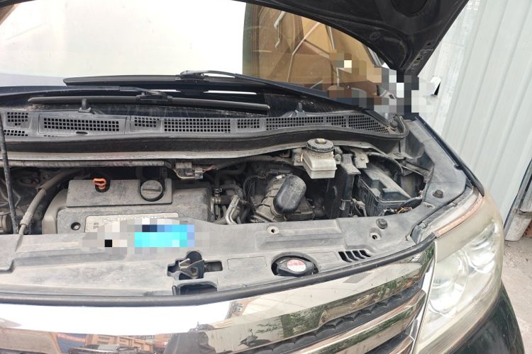 Used Honda Elysion 2012 2.4L VTi Luxury Edition Engine Bay Left