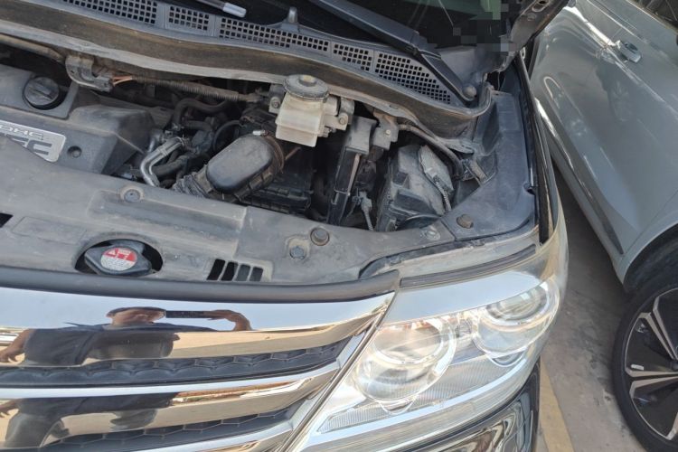 Used Honda Elysion 2012 2.4L VTi Luxury Edition Engine Bay Left