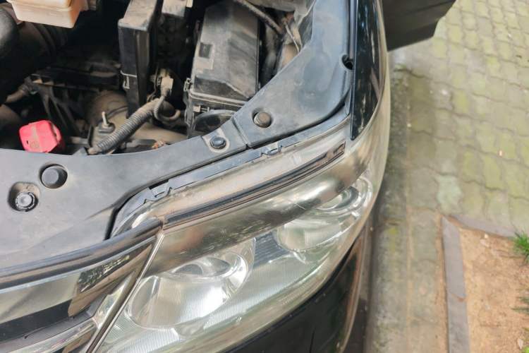 Used Honda Elysion 2012 2.4L VTi-S Prestige Edition Engine Bay Left