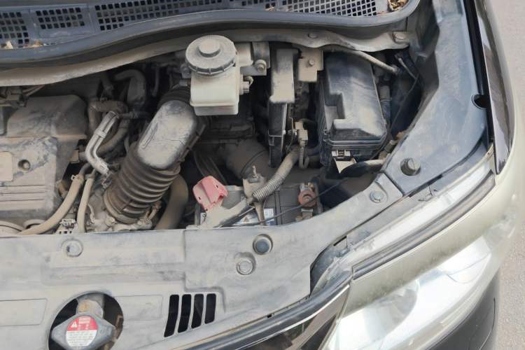 Used Honda Elysion 2012 2.4L VTi-S Prestige Edition Engine Bay Left