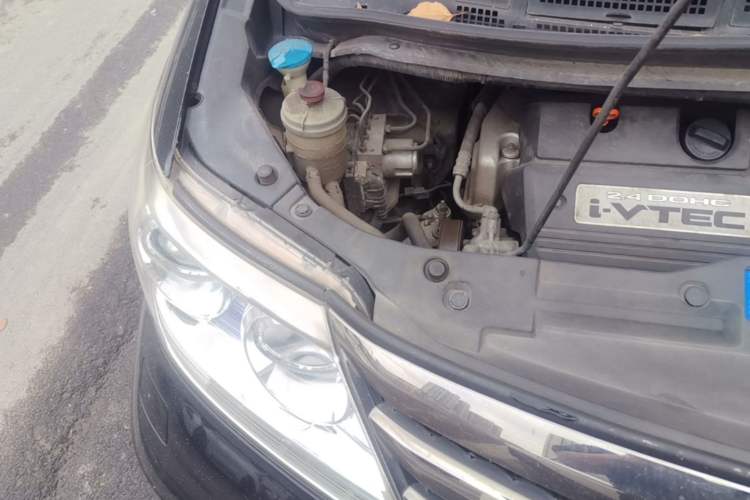 Used Honda Elysion 2012 2.4L VTi-S Prestige Edition Engine Bay Right
