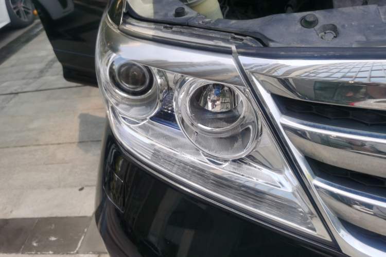 Used Honda Elysion 2012 2.4L VTi Luxury Edition Exterior 6