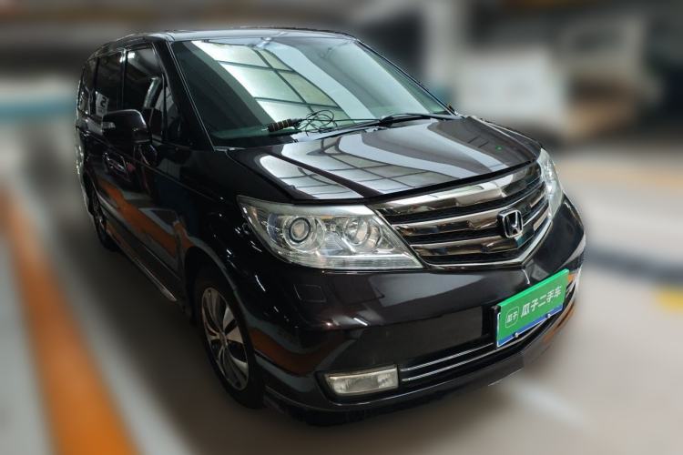 Used Honda Elysion 2012 2.4L VTi-S Prestige Edition Front Right 45 Deg