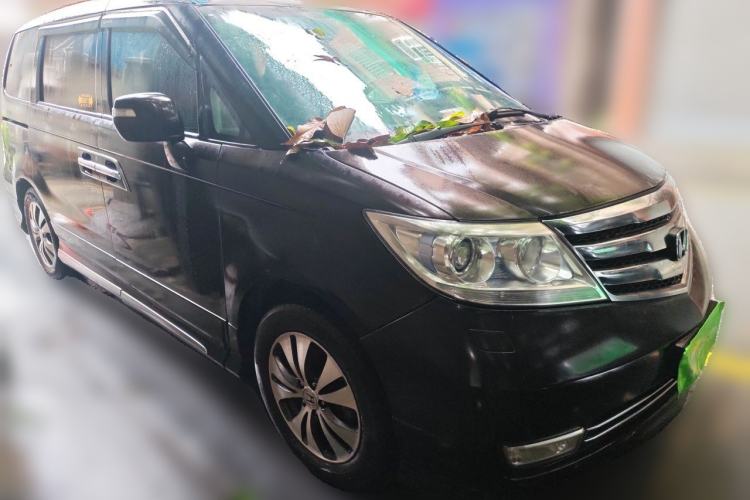 Used Honda Elysion 2012 2.4L VTi-S Prestige Edition Front Right 45 Deg
