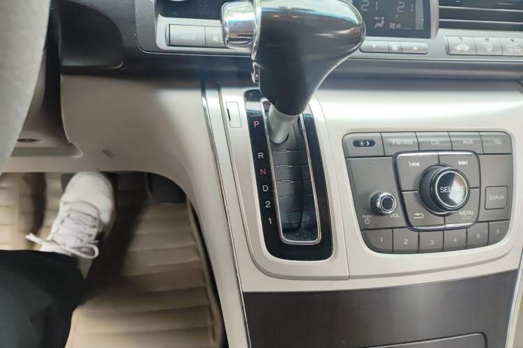 Used Honda Elysion 2012 2.4L VTi-S Prestige Edition Gear Lever
