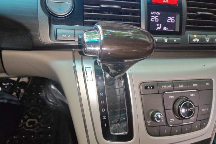 Used Honda Elysion 2012 2.4L VTi-S Prestige Edition Gear Lever