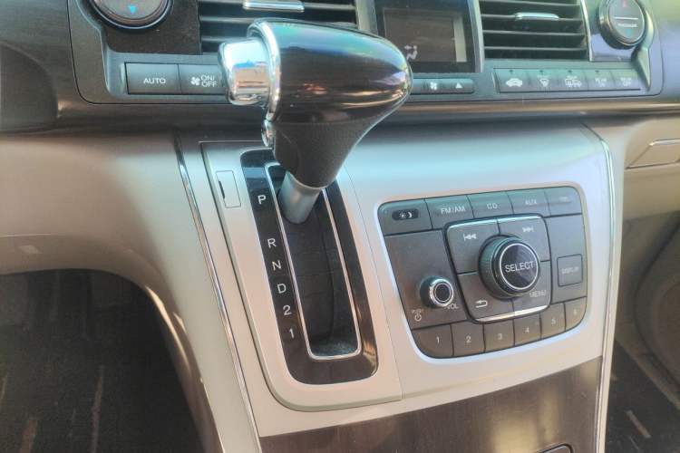 Used Honda Elysion 2012 2.4L VTi-S Prestige Edition Gear Lever