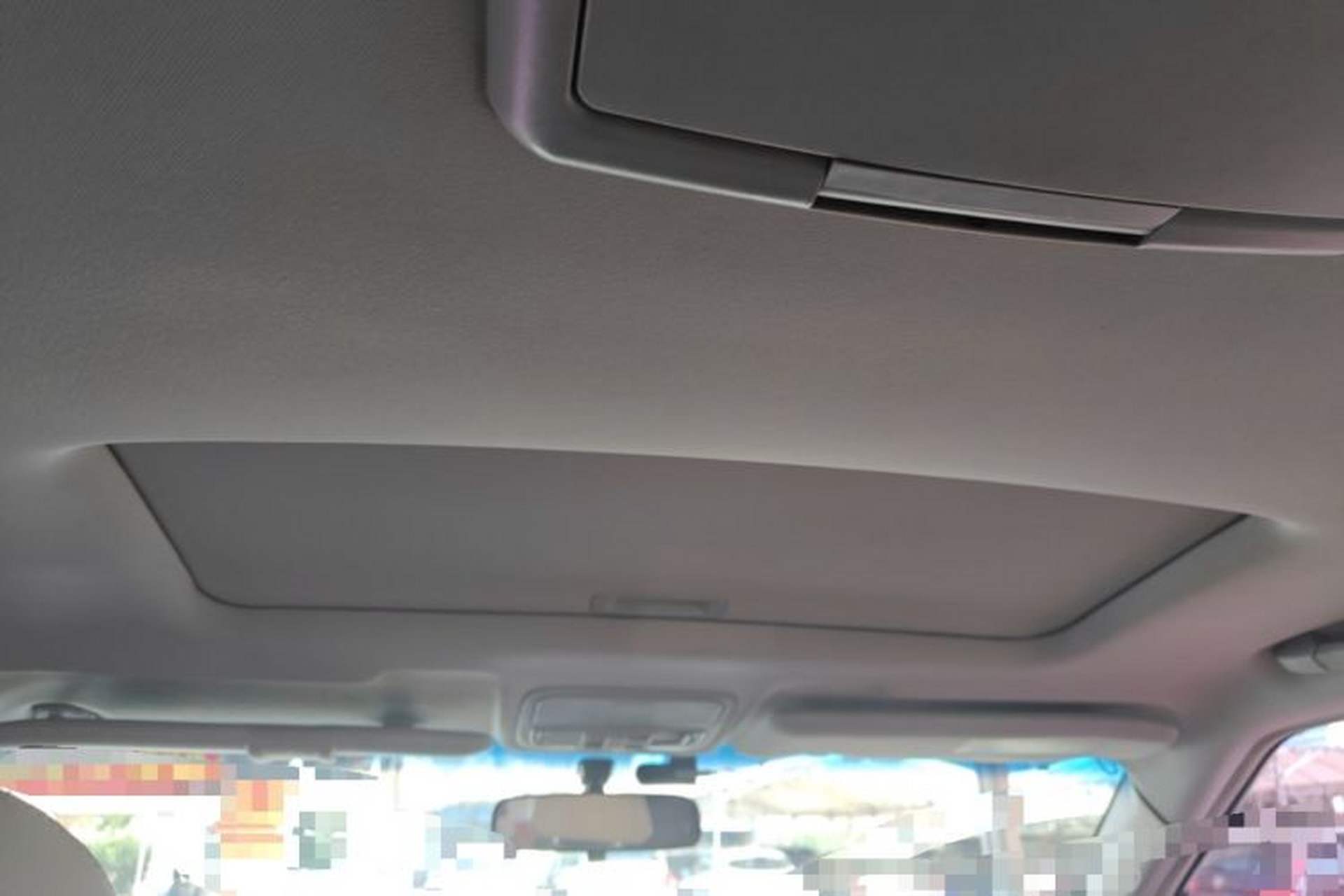 Used Honda Elysion 2012 2.4L VTi Luxury Edition Headliner