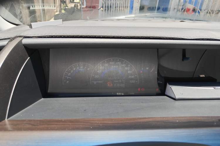 Used Honda Elysion 2012 2.4L VTi-S Prestige Edition Instrument Cluster