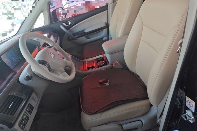 Used Honda Elysion 2012 2.4L VTi Luxury Edition Left Front Seat