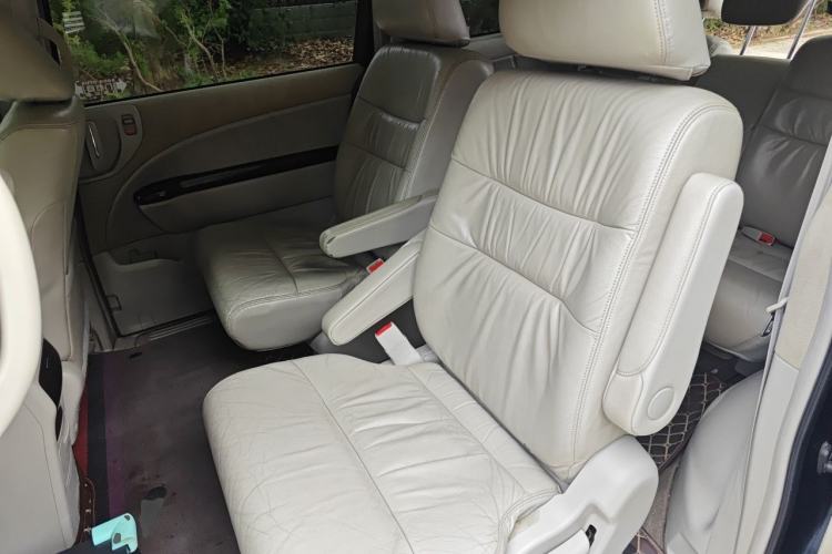 Used Honda Elysion 2012 2.4L VTi-S Prestige Edition Left Rear Seat