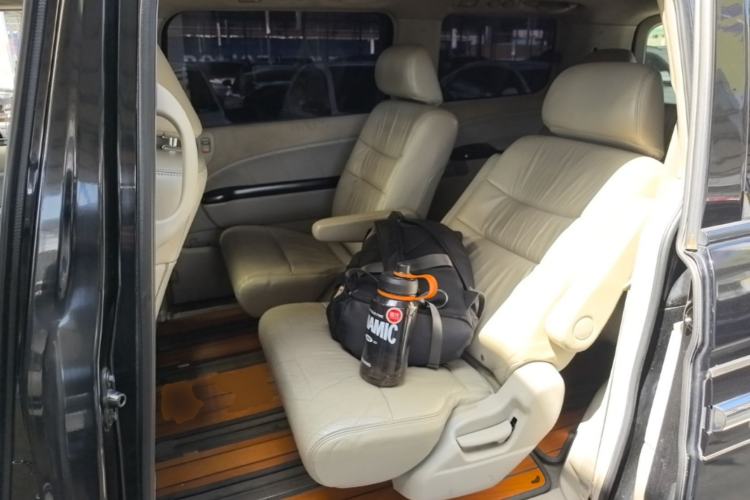 Used Honda Elysion 2012 2.4L VTi-S Prestige Edition Left Rear Seat