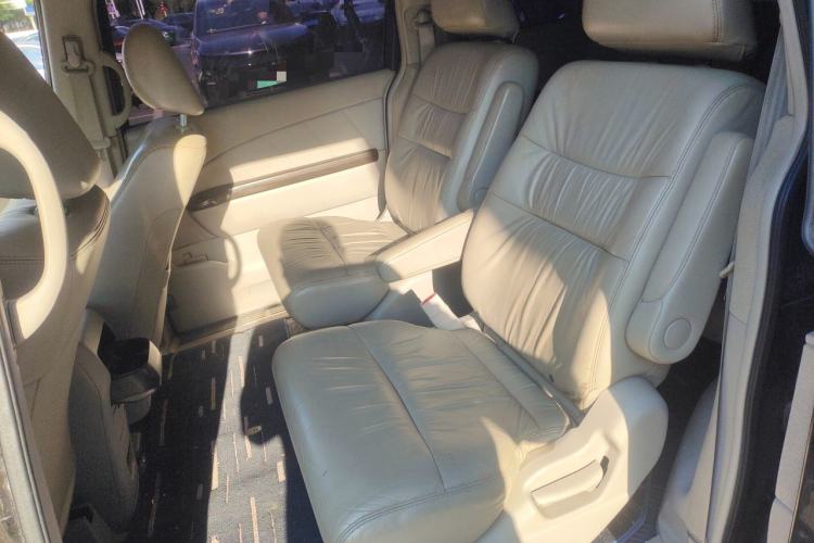 Used Honda Elysion 2012 2.4L VTi-S Prestige Edition Left Rear Seat