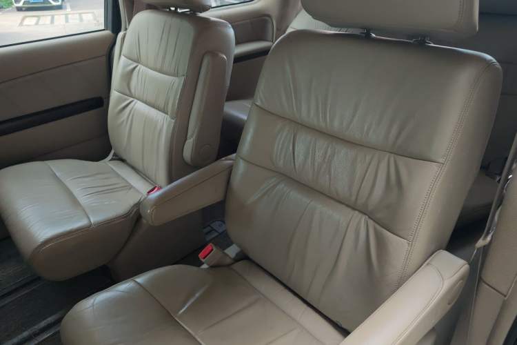 Used Honda Elysion 2012 2.4L VTi-S Prestige Edition Left Rear Seat