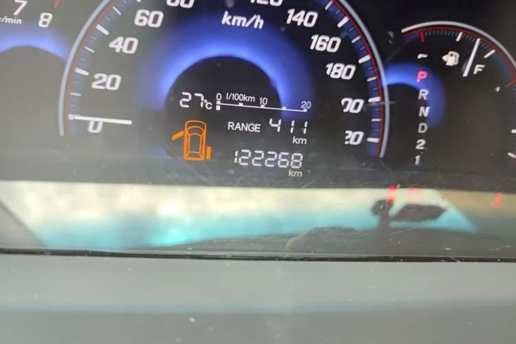 Used Honda Elysion 2012 2.4L VTi-S Prestige Edition Odometer Close Up