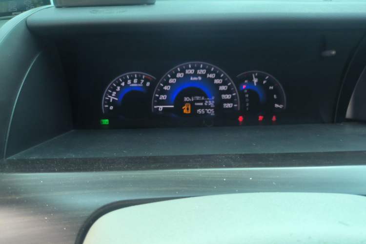 Used Honda Elysion 2012 2.4L VTi-S Prestige Edition Odometer Close Up