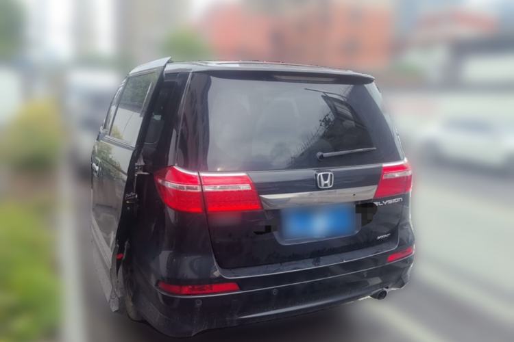 Used Honda Elysion 2012 2.4L VTi-S Prestige Edition Rear Left 45 Deg