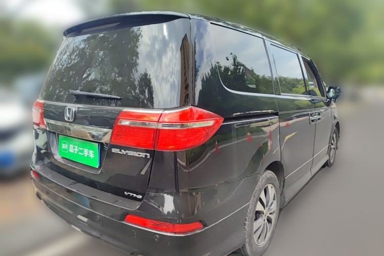 Used Honda Elysion 2012 2.4L VTi-S Prestige Edition Rear Right 45 Deg