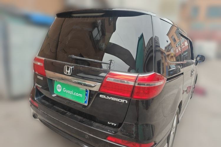Used Honda Elysion 2012 2.4L VTi Luxury Edition Rear Right 45 Deg