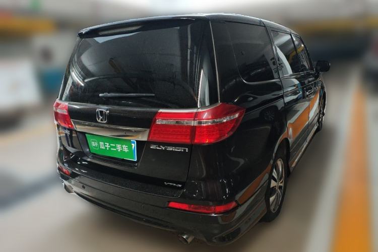 Used Honda Elysion 2012 2.4L VTi-S Prestige Edition Rear Right 45 Deg