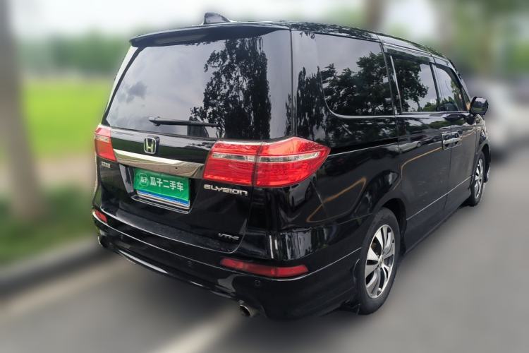 Used Honda Elysion 2012 2.4L VTi-S Prestige Edition Rear Right 45 Deg