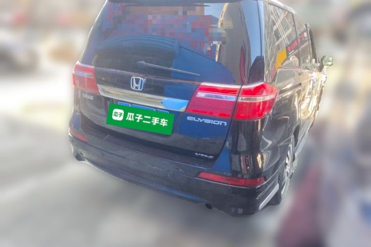 Used Honda Elysion 2012 2.4L VTi-S Prestige Edition Rear Right 45 Deg