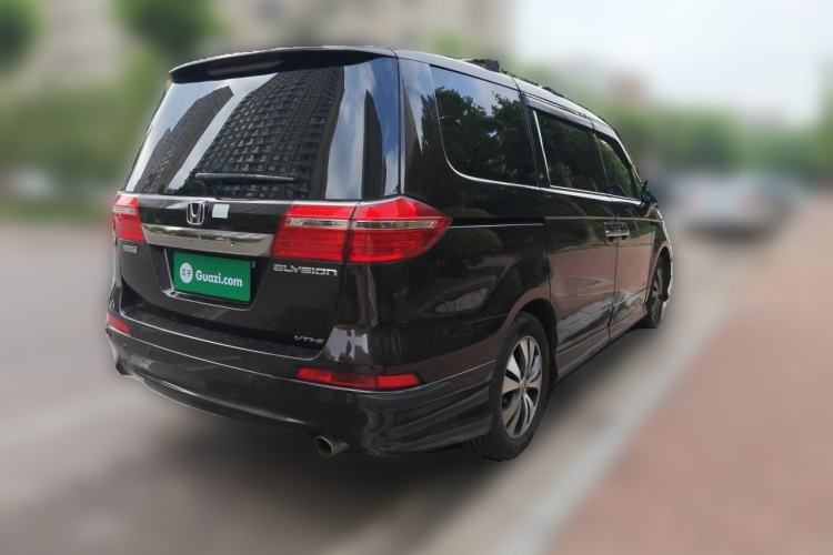 Used Honda Elysion 2012 2.4L VTi-S Prestige Edition Rear Right 45 Deg