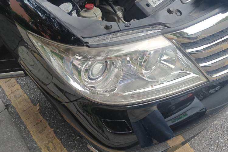Used Honda Elysion 2012 2.4L VTi Luxury Edition Right Front Headlight