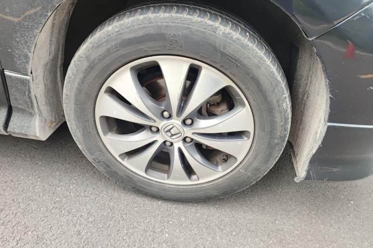 Used Honda Elysion 2012 2.4L VTi-S Prestige Edition Right Front Wheel Hub