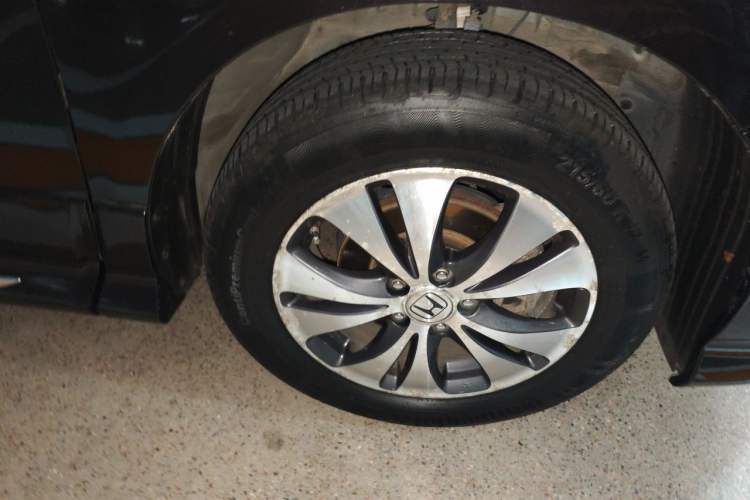 Used Honda Elysion 2012 2.4L VTi-S Prestige Edition Right Front Wheel Hub