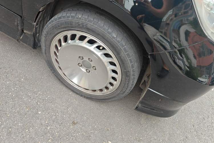Used Honda Elysion 2012 2.4L VTi Luxury Edition Right Front Wheel Hub