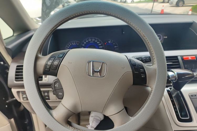 Used Honda Elysion 2012 2.4L VTi-S Prestige Edition Steering Wheel