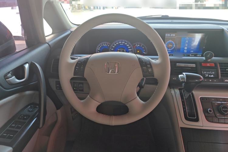 Used Honda Elysion 2012 2.4L VTi Luxury Edition Steering Wheel