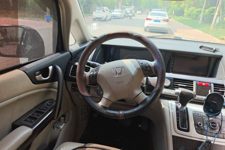 Used Honda Elysion 2012 2.4L VTi-S Prestige Edition Steering Wheel