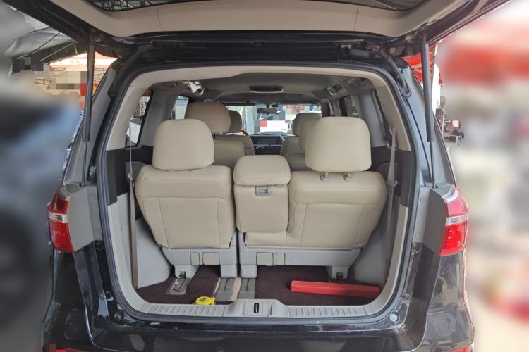 Used Honda Elysion 2012 2.4L VTi Luxury Edition Trunk