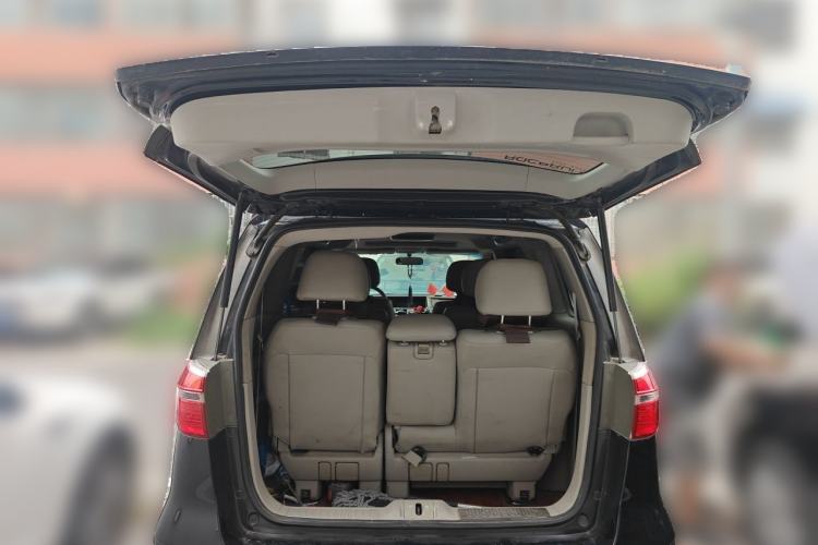 Used Honda Elysion 2012 2.4L VTi Luxury Edition Trunk