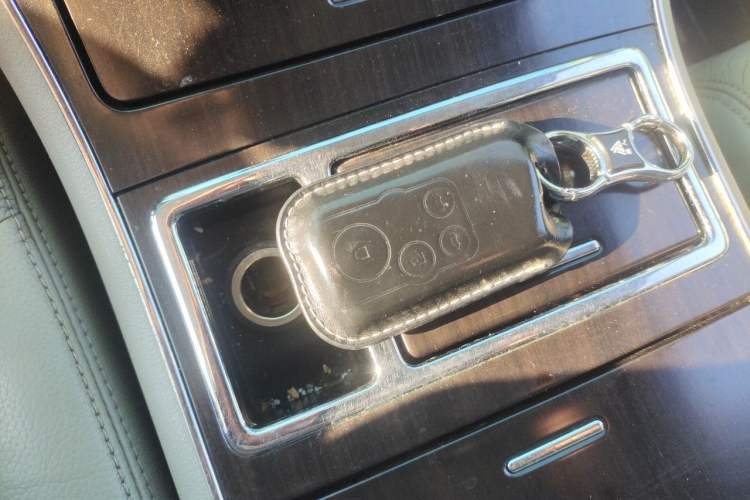 Used Honda Elysion 2012 2.4L VTi-S Prestige Edition Vehicle Key
