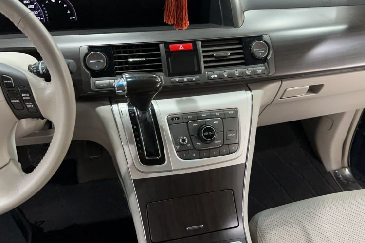 Used Honda Elysion 2012 2.4L VTi Luxury Edition Audio And AC Panel